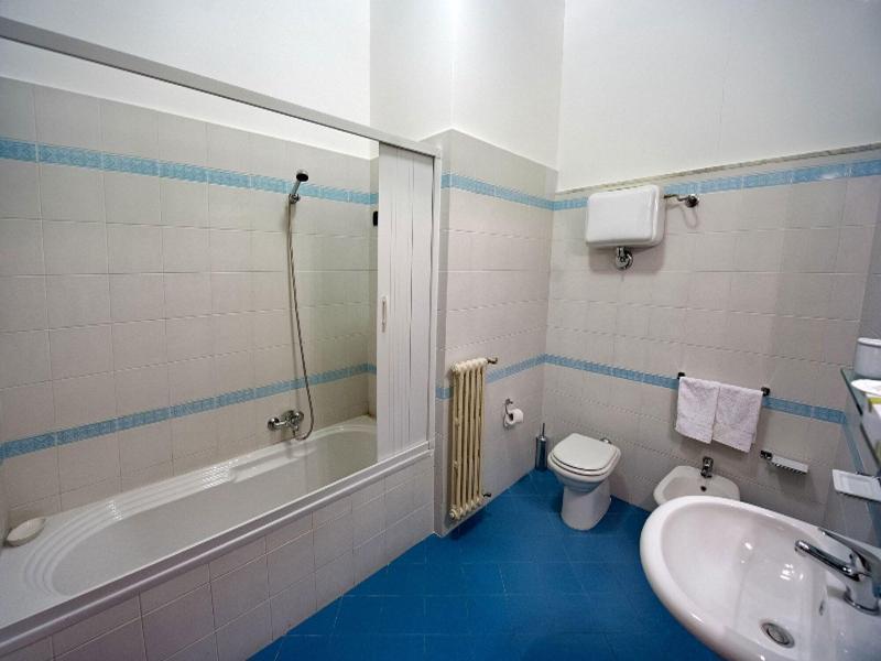 B&B Piazza 300Mila Lecce Kültér fotó