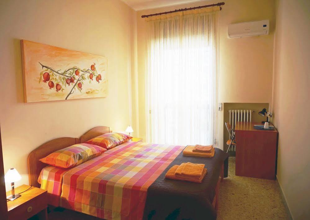 B&B Piazza 300Mila Lecce Kültér fotó